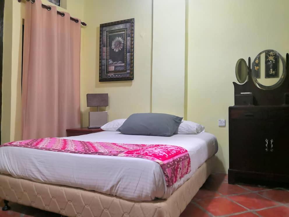 Cintra House Hotel George Town Kültér fotó